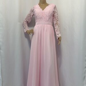 Light pink lace long dress, for dama,  bridesmaids.